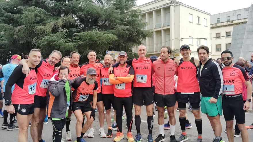 Más de 2.800 corredores participan en la 39 Vuelta al Baluarte en Badajoz