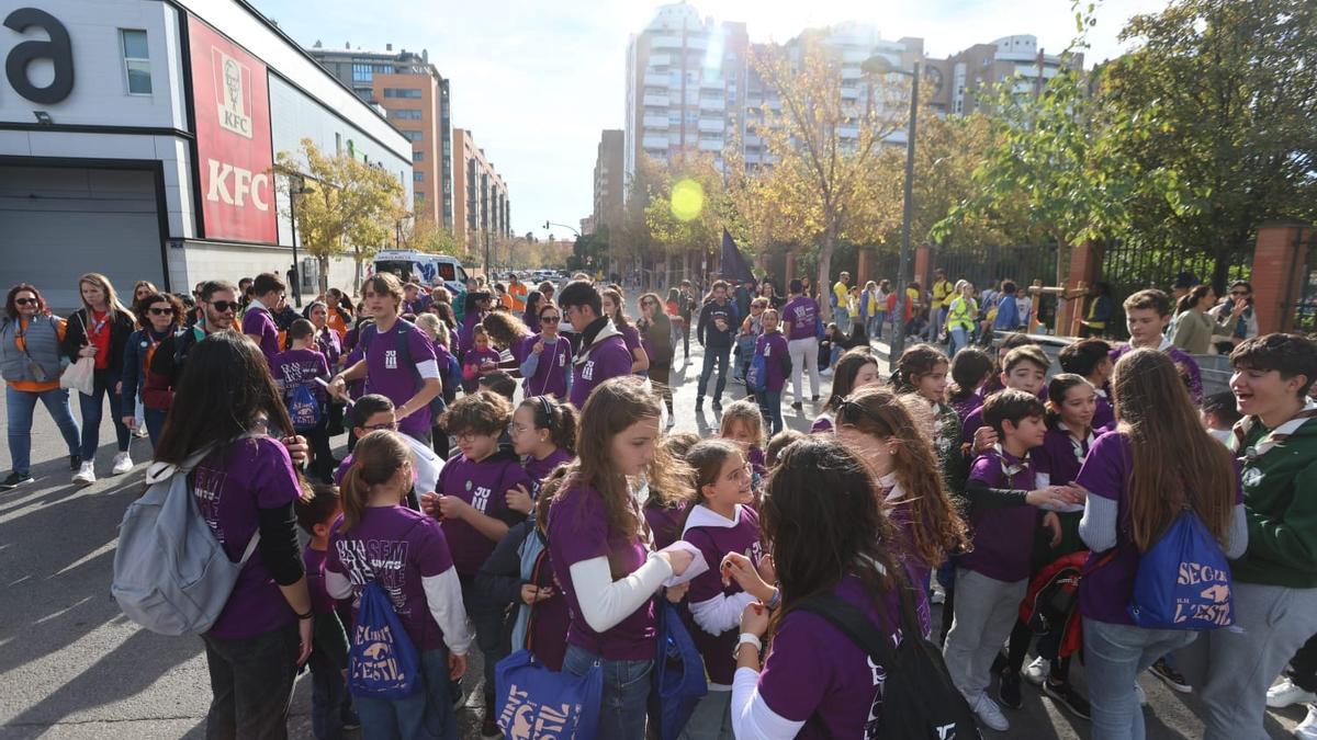 Más de 8.000 personas se reúnen en València para celebrar el 40 aniversario de los Juniors