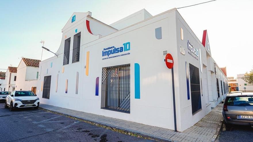 Exterior del centro de emprendimiento Impulsa 10.