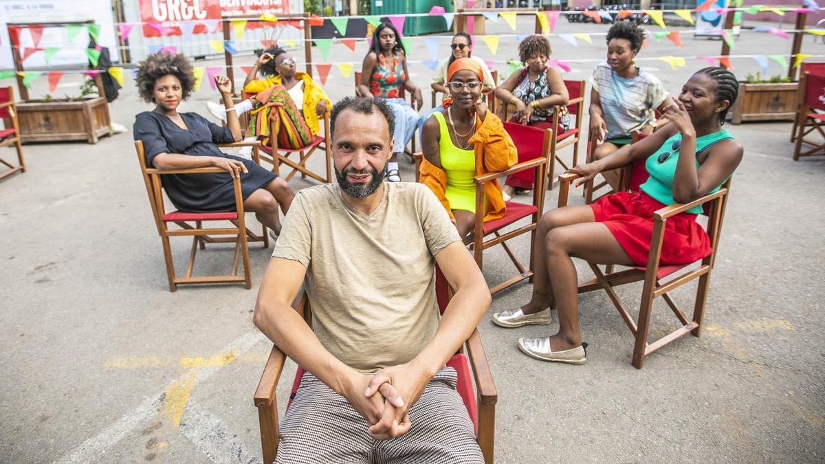 Junior Mthombeni: «No podem jutjar Winnie Mandela amb ulls europeus» Junior Mthombeni: «No podem jutjar Winnie Mandela amb ulls europeus»