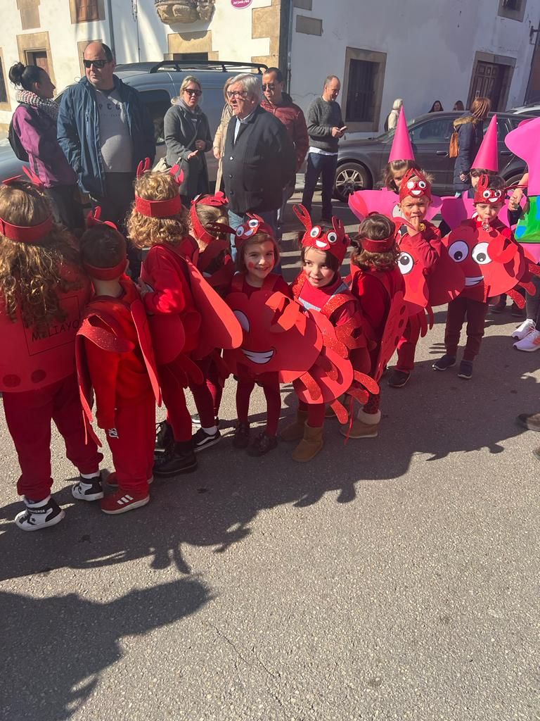 El fondo marino, protagonista del carnaval del colegio Maliayo