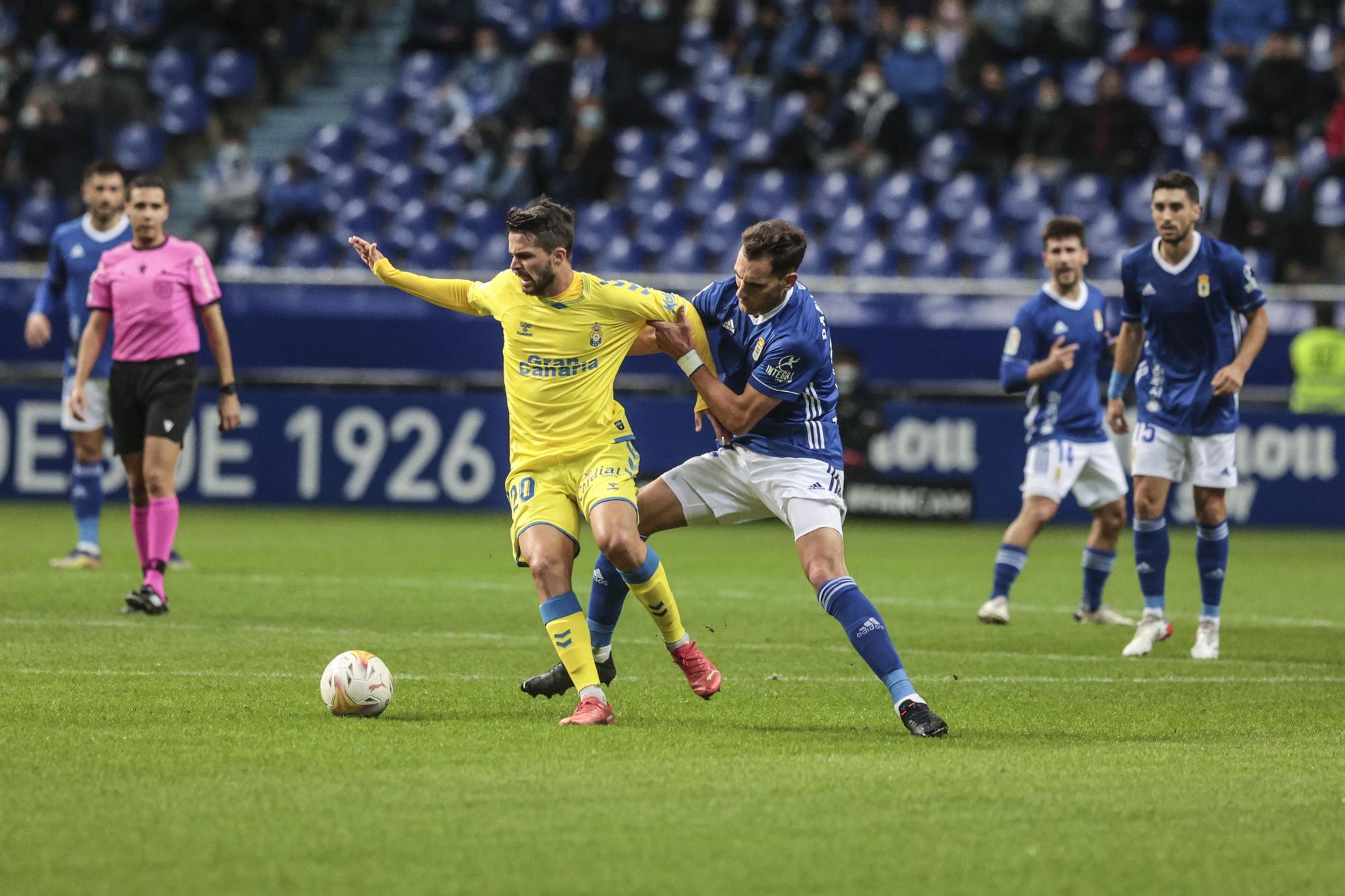 En imágenes: así fue el empate entre el Real Oviedo y Las Palmas