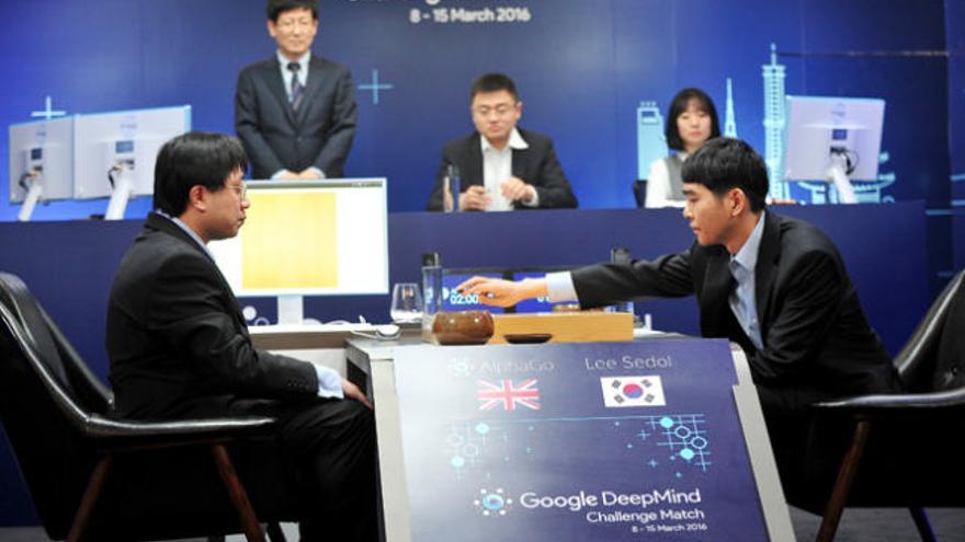 Lee Sedol se enfrenta a Google en el &quot;go&quot;.