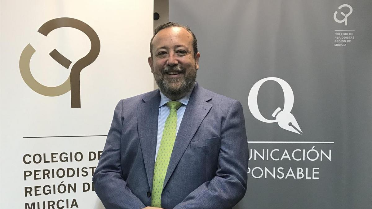 Juan Antonio de Heras es presidente de Honor del Colegio Oficial de Periodistas de la Región de Murcia.