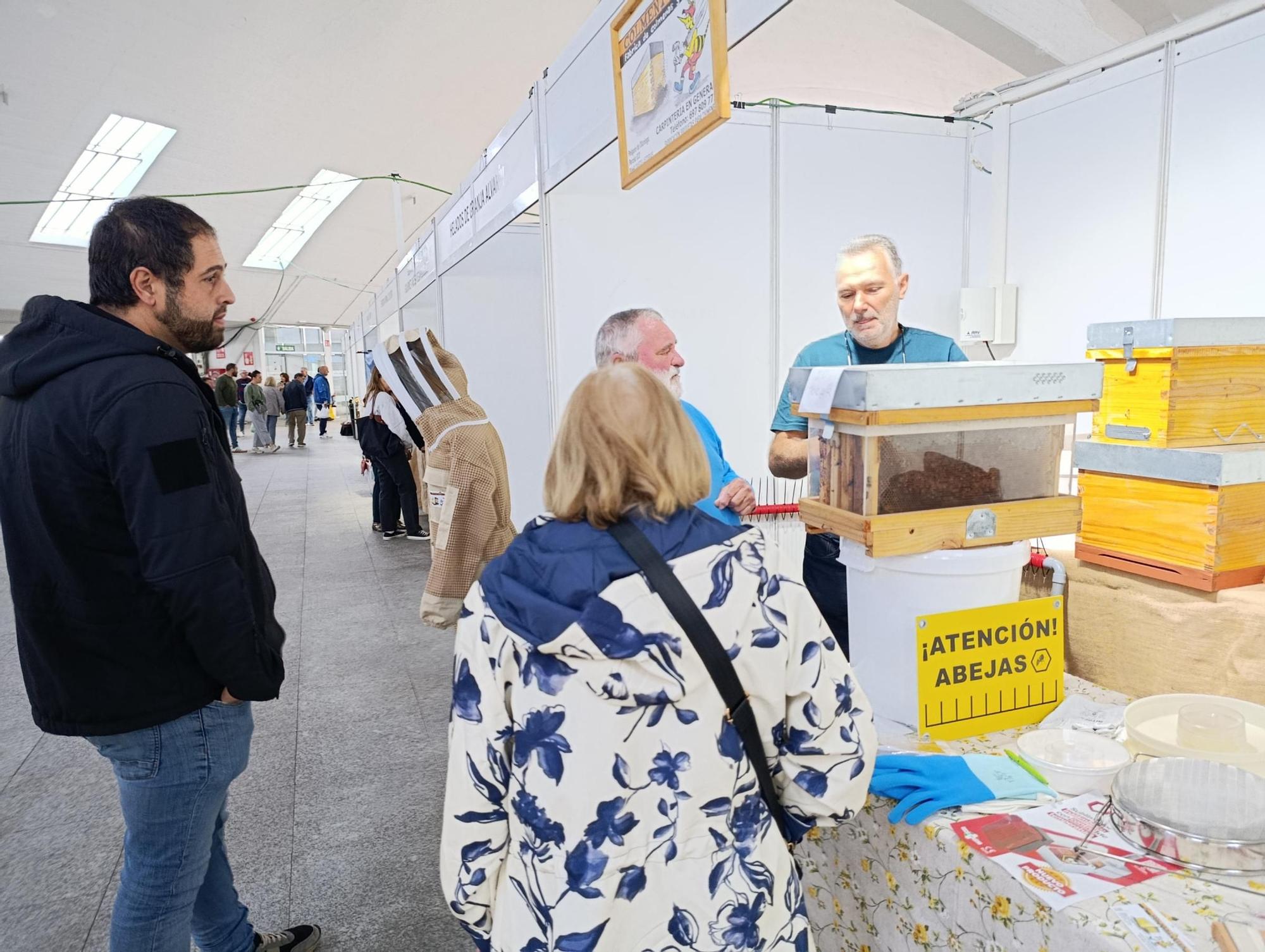 Lleno en la muestra agroalimentaria de la Plaza de Abastos de La Pola