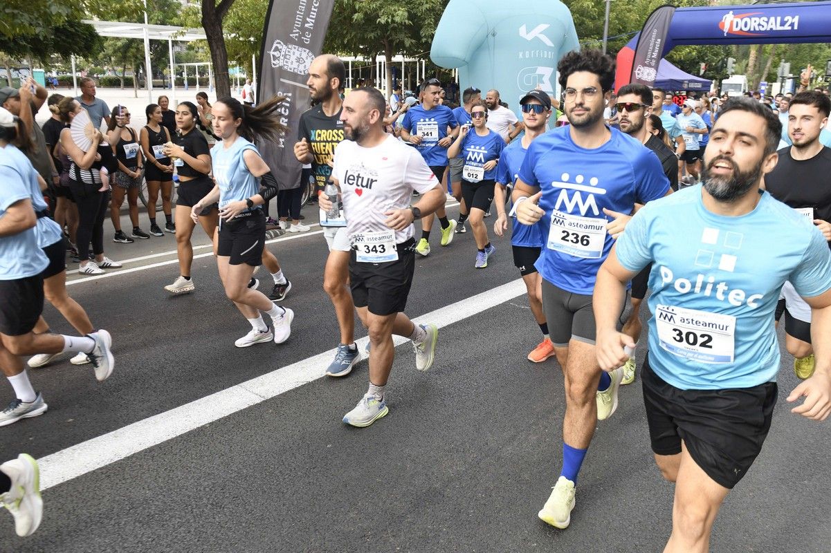 La carrera y marcha Solidaria Asteamur, en imágenes