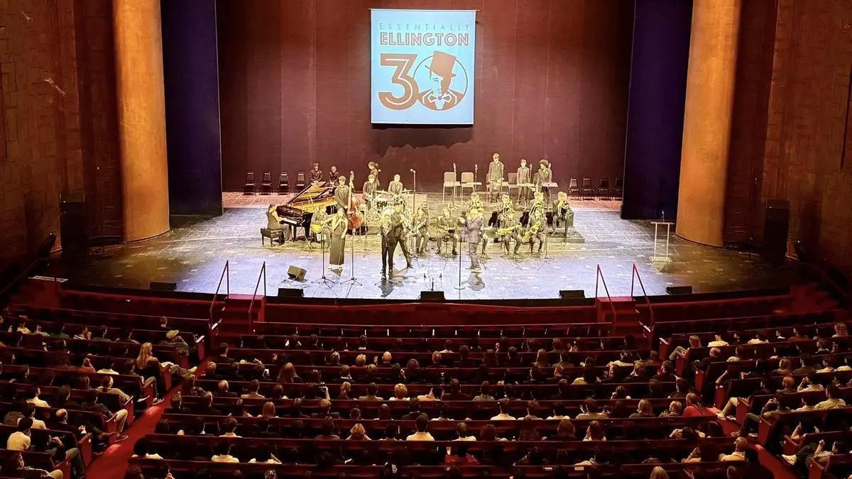 La Sant Andreu Jazz Band en la final del concurso Essentialy Ellington