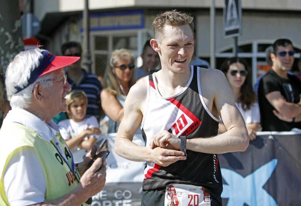 10 kilómetros de recorrido en una jornada en la que las Rías Baixas ha superado los 30 grados. Ryan Waddington se ha proclamado vencedor de la prueba al finalizar el recorrido en 31,54