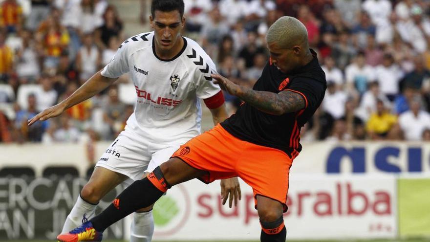 El Mestalla cae con las botas puestas