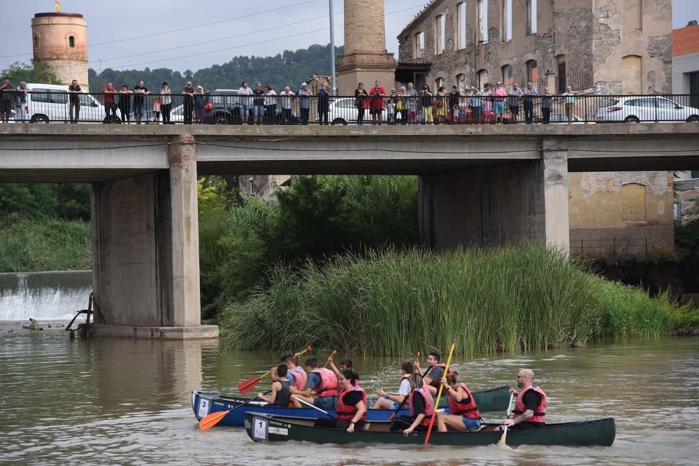 Més de 170 persones participen en la sisena Competició de Canoes al riu de Sallent