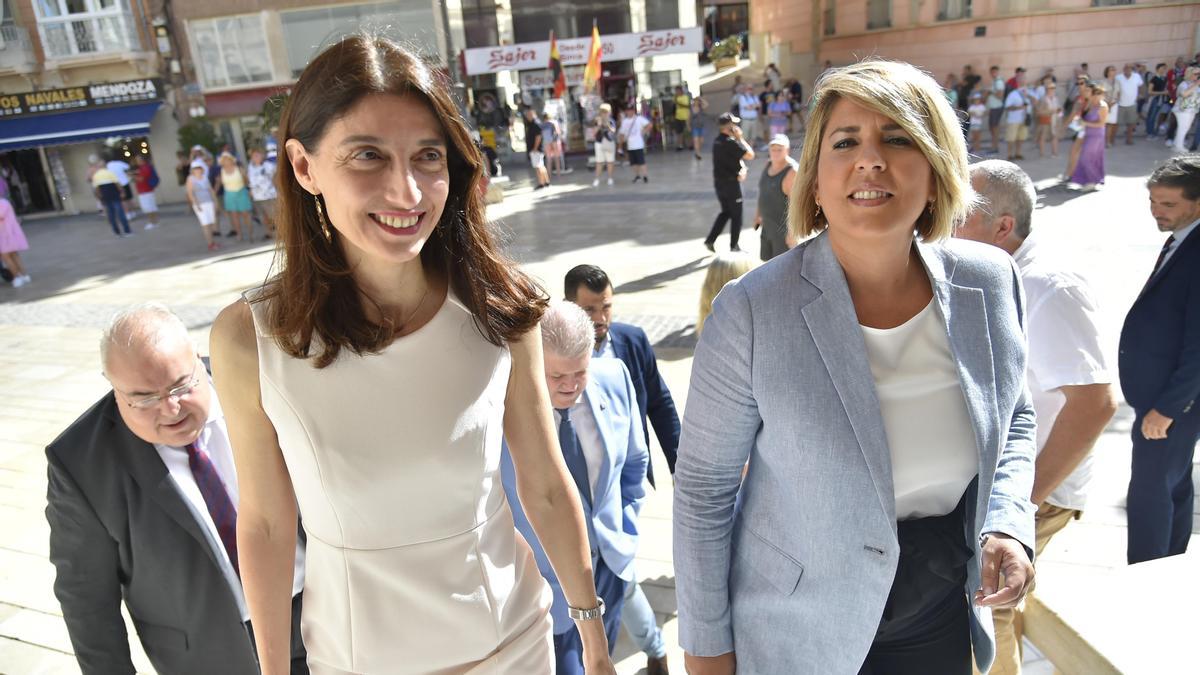 La ministra de Justicia Pilar Llop junto a la alcaldesa de Cartagena, Noelia Arroyo
