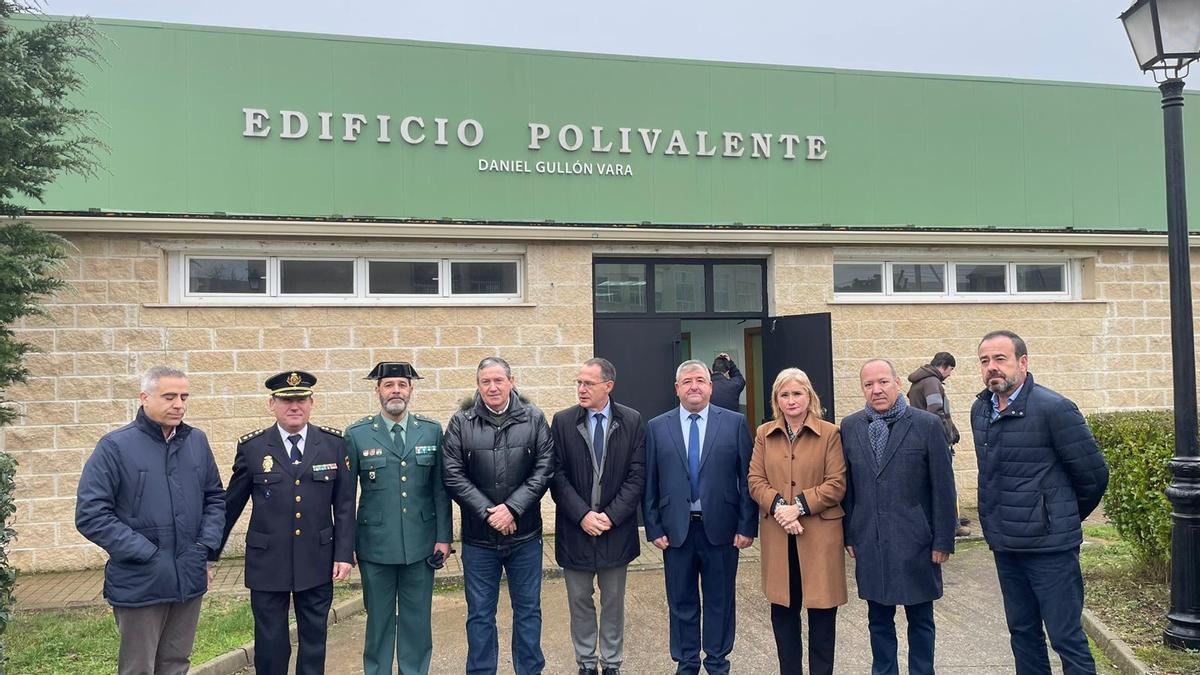 El polideportivo Ferreras de Abajo lleva desde este miércoles el nombre de Daniel Gullón Vara