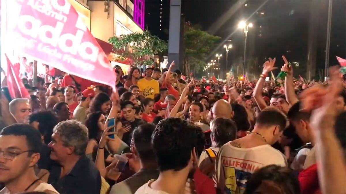 "¡Ey Neymar tendrás que declarar!" El cántico del pueblo brasileño a Neymar tras la victoria de Lula en Brasil