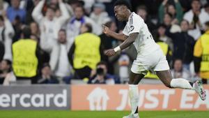 Real Madrid - Arsenal: El gol de Vinicius