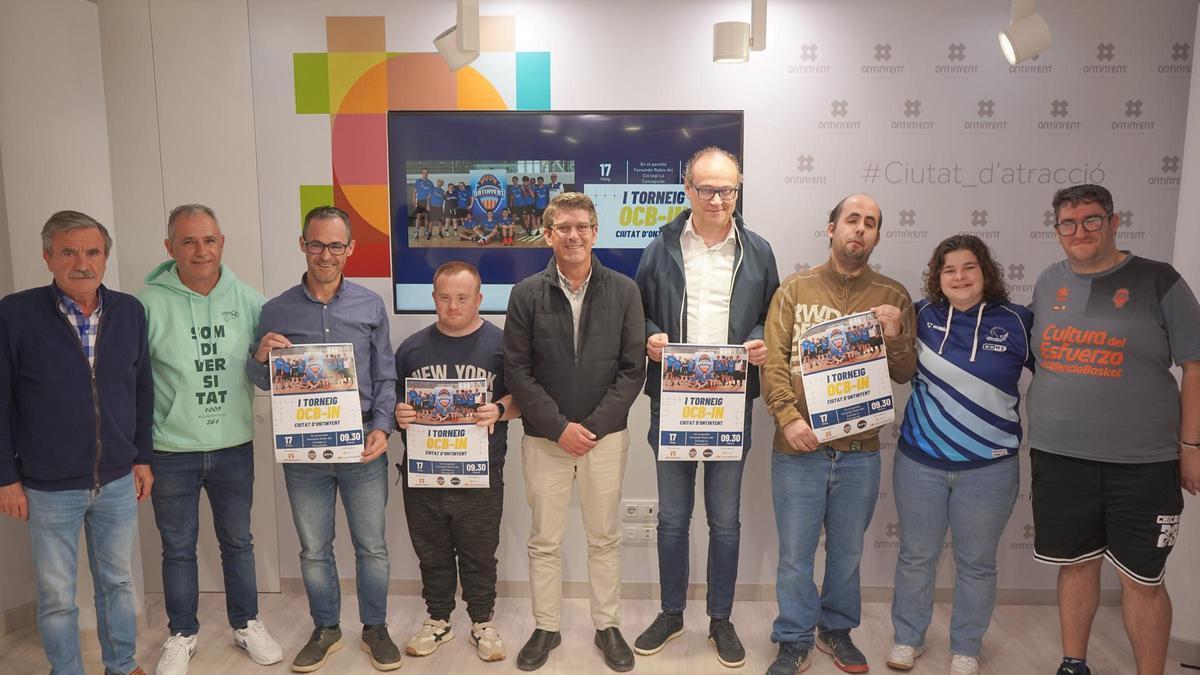 Presentación del primer torneo de baloncesto inclusivo en Ontinyent.