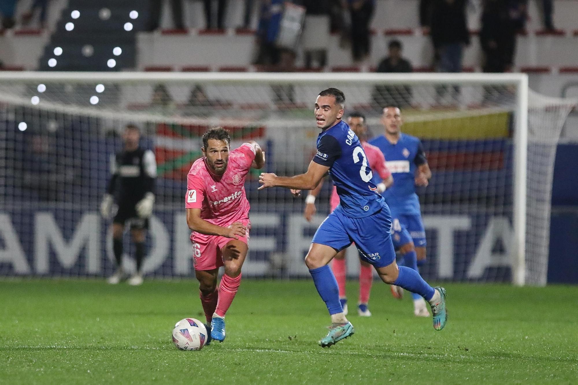 El partido SD Amorebieta - CD Tenerife, en imágenes