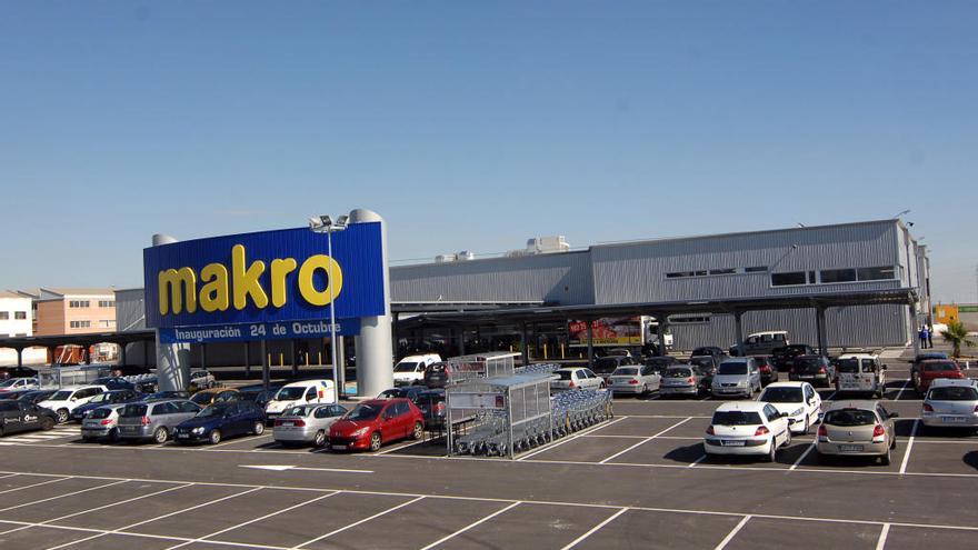 Makro estudia vender su centro en Alicante