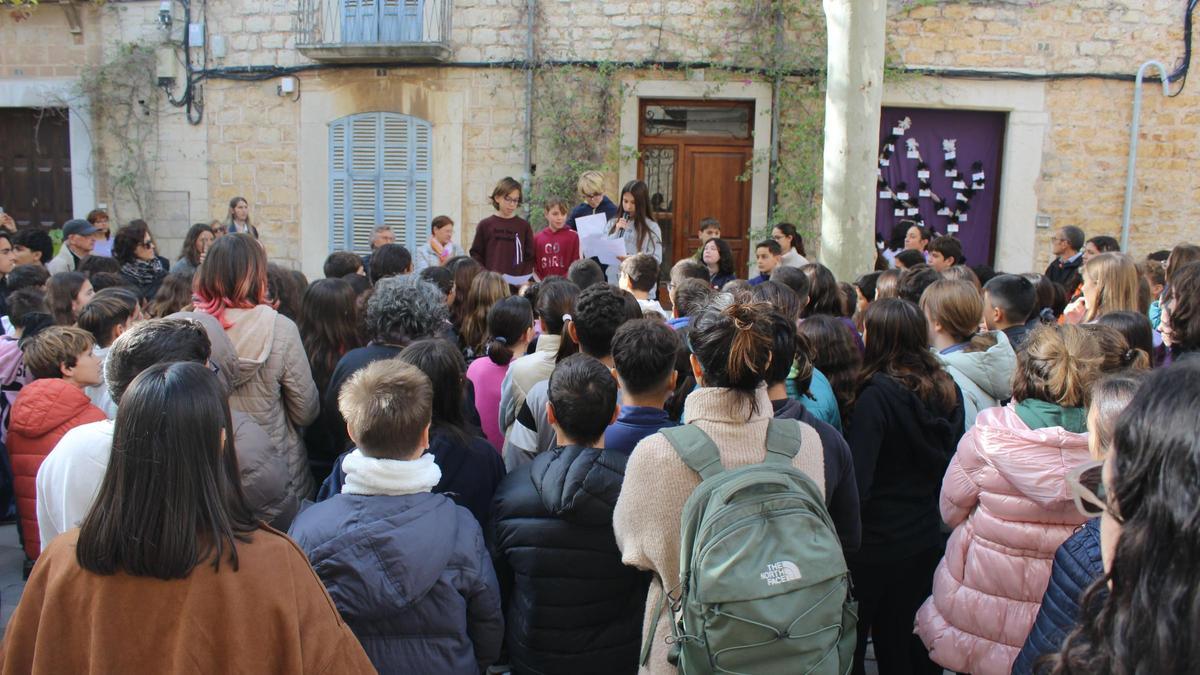 La celebración del 25N en Binissalem.