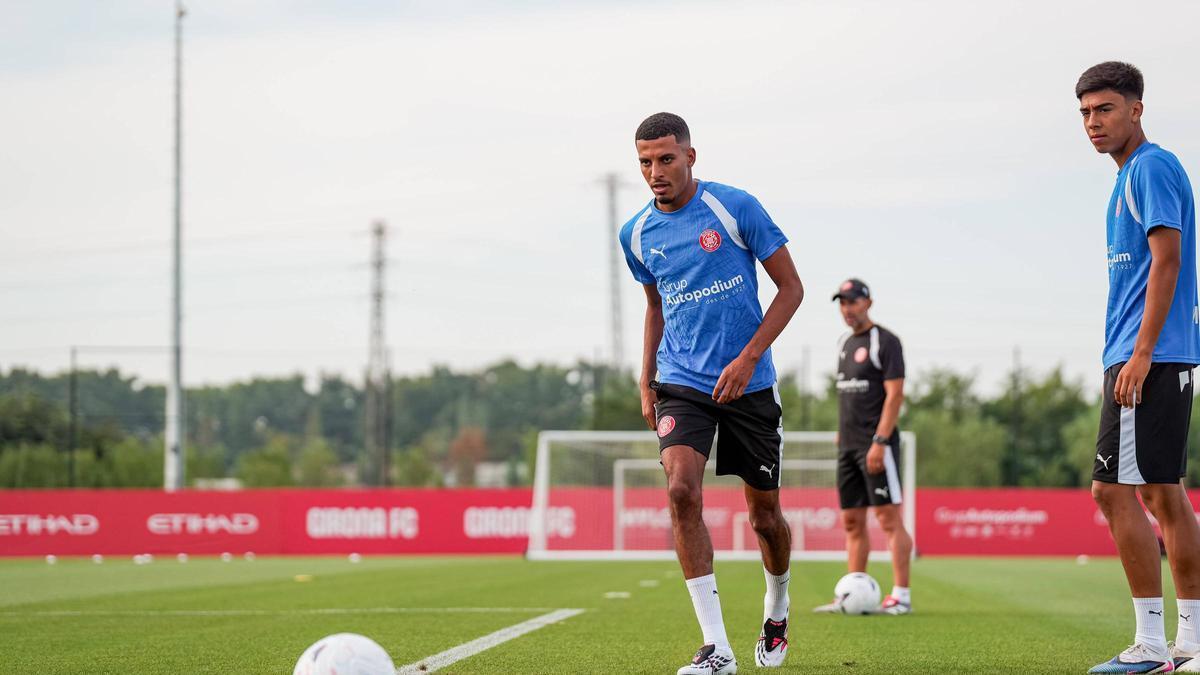 Azzedine Ounahi, durant un entrenament aquesta pretemporada a Vilablareix