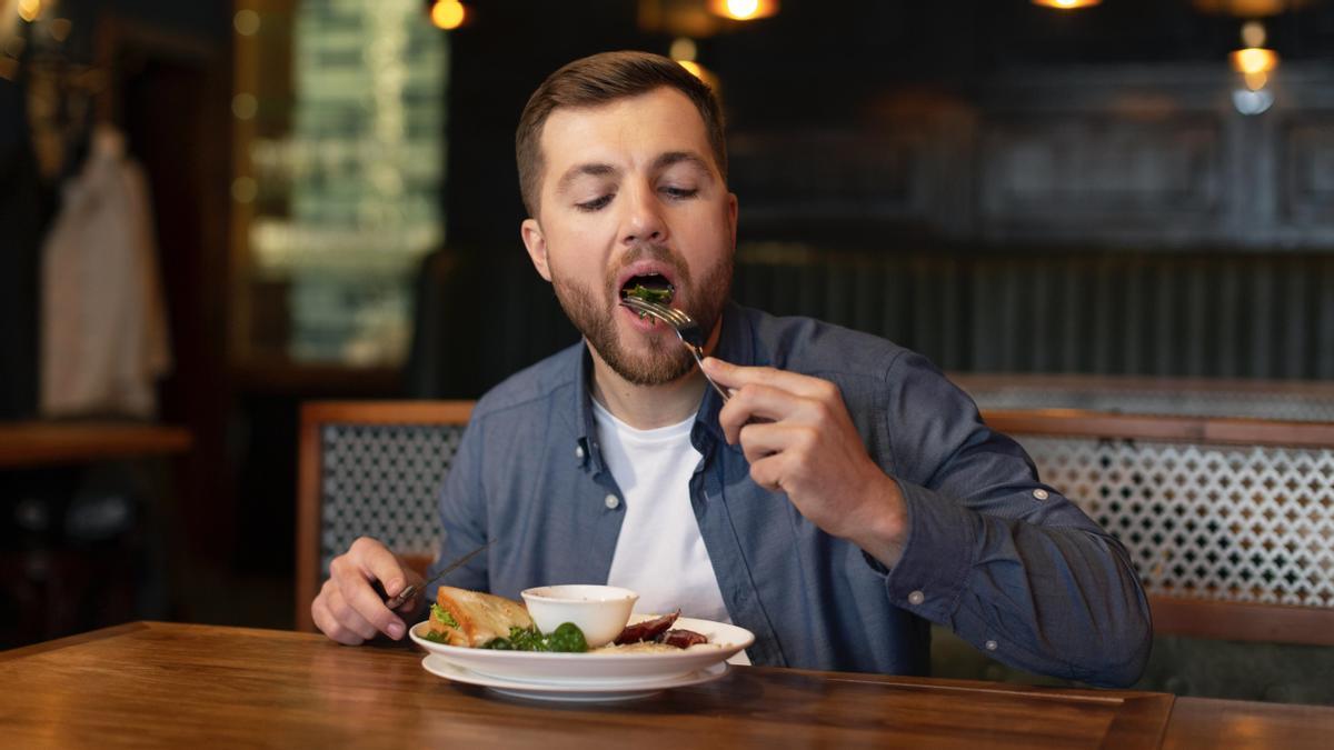 No todos los tipos de negocio se adaptan de manera tan fácil a la ‘moda’ de comer en soledad