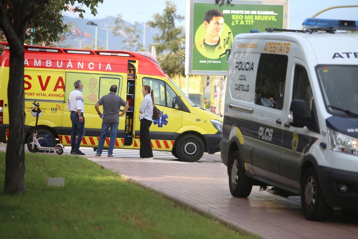 Trasladado al hospital un hombre de 51 años tras sufrir un accidente con un  patinete en Castelló