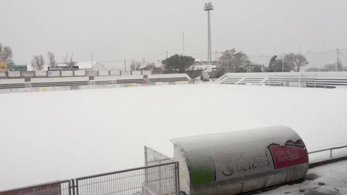 Nieve: así están los campos de fútbol de la Comunitat