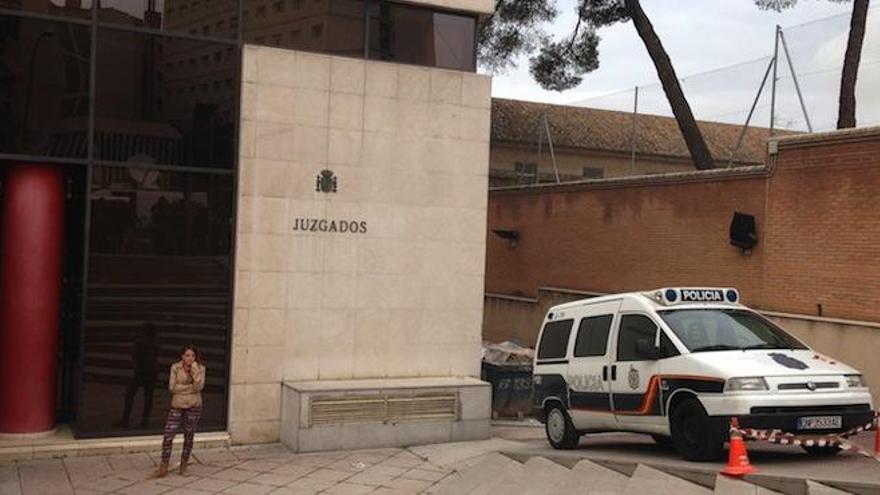 Libertad con cargos para los curas detenidos en Granada
