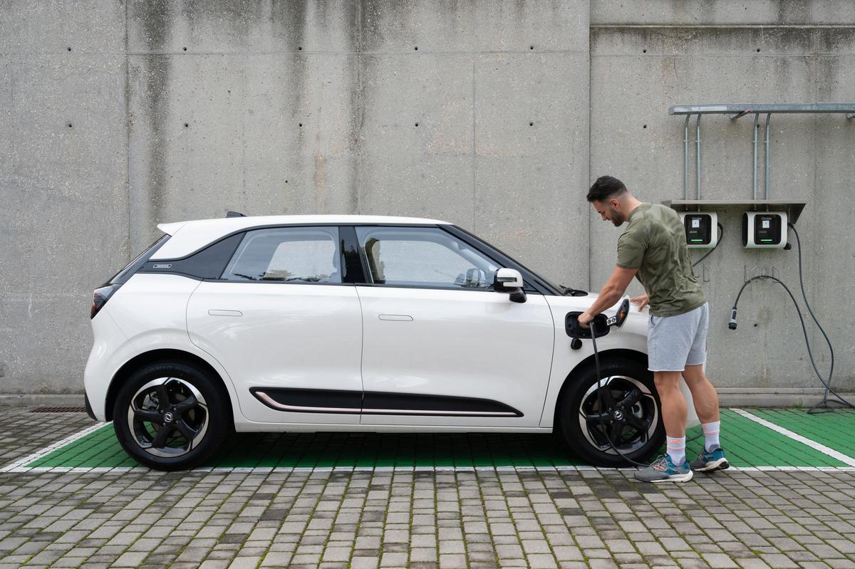 El Dongfeng BOX dispone de un sistema de carga rápida.