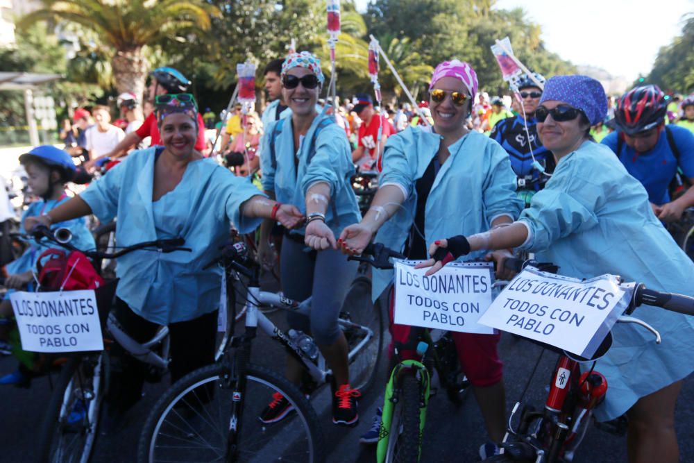 Miles de malagueños participan en la actividad de la Semana Europea de la Movilidad, tomando la salida en el Paseo del Parque