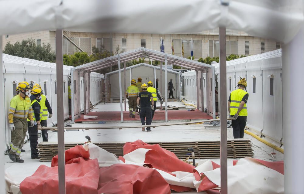 Imágenes del hospital de campaña contra el Covid-19.