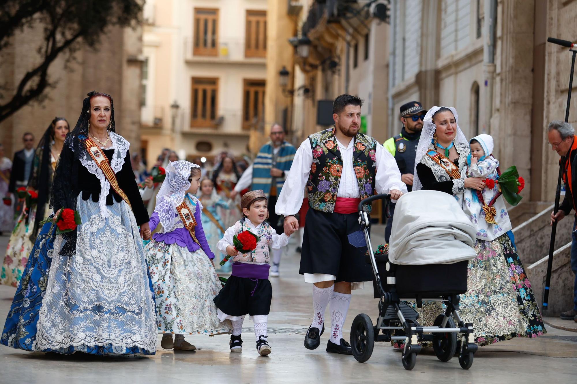 Búscate en el primer día de la Ofrenda en la calle San Vicente entre las 17:00 y las 18:00