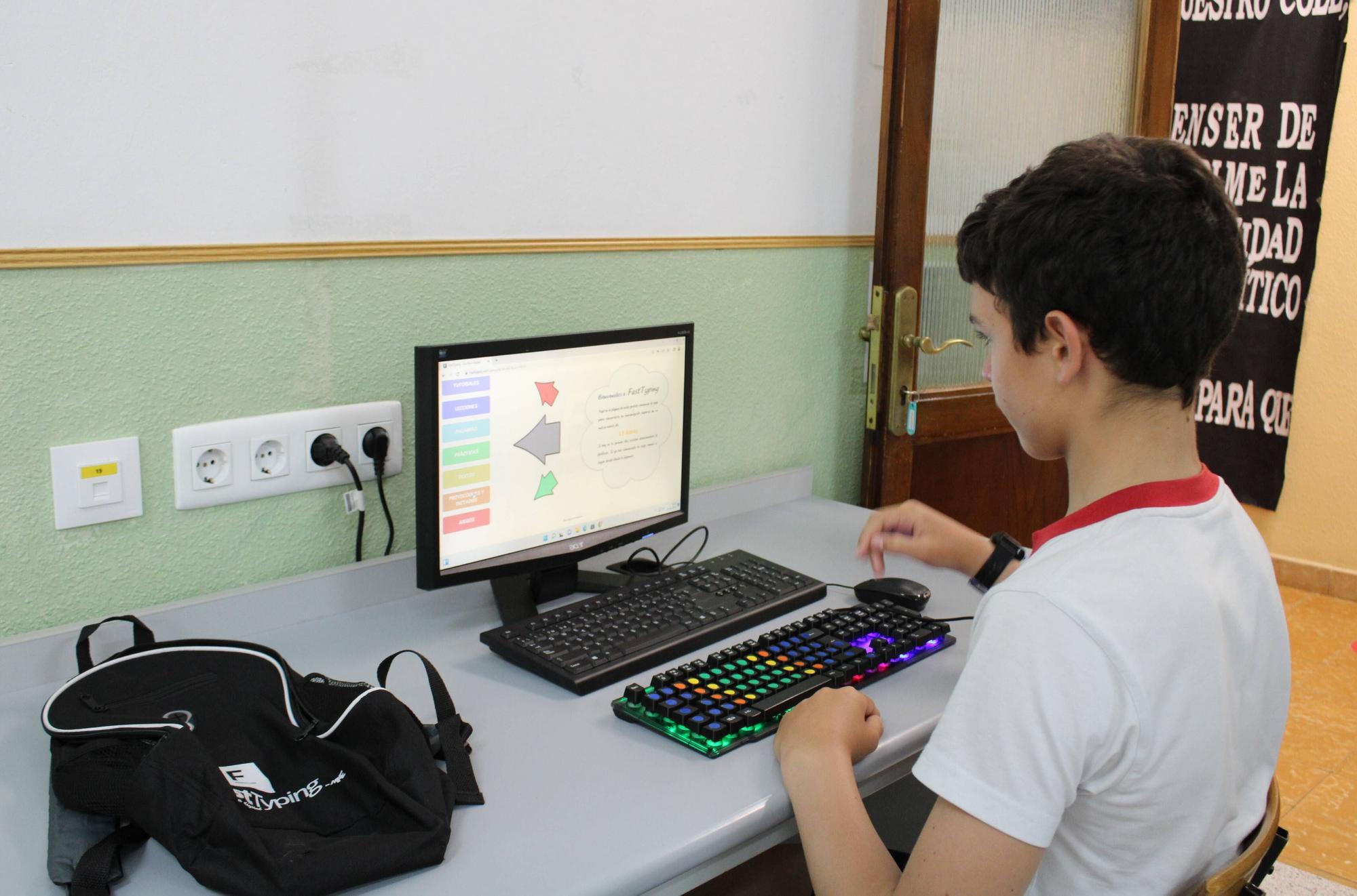 El torneo de escritura digital del colegio San Vicente de Gijón, en imágenes