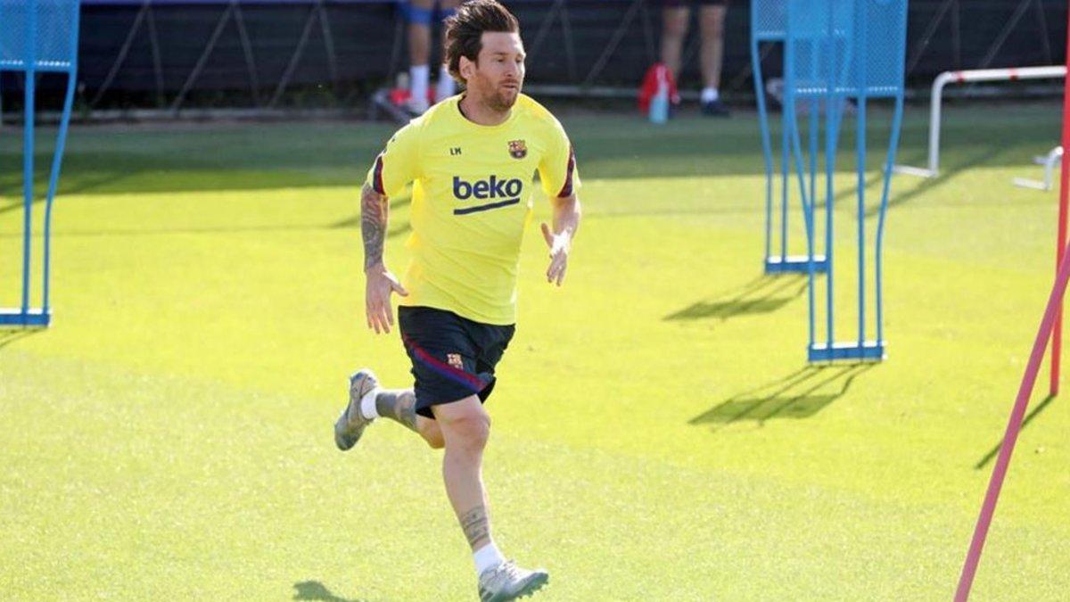 Leo Messi se ejercita con el regreso de la Liga a menos de dos semanas