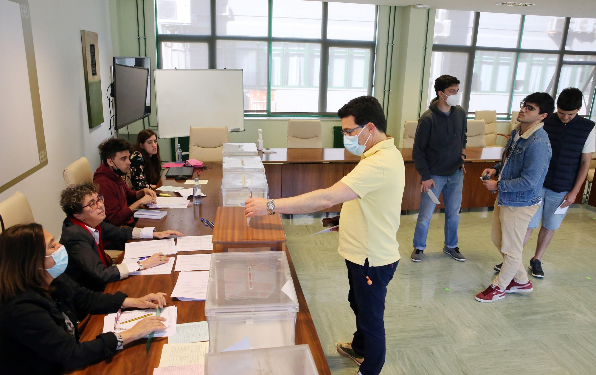 Jornada de elecciones en la Universidad de Vigo