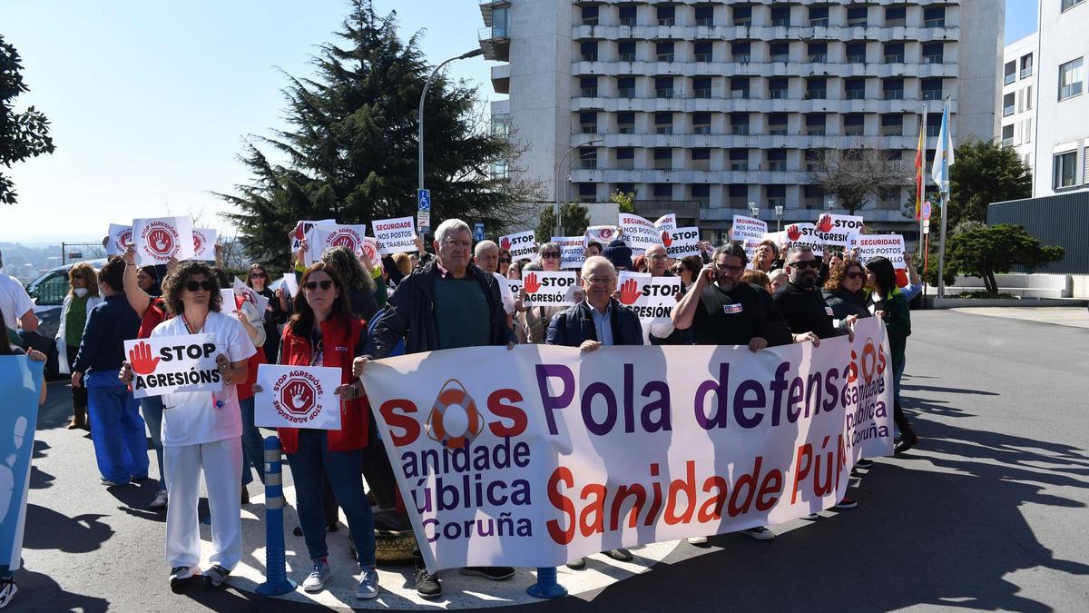 Nueva protesta de trabajadores en el Chuac exigiendo medidas de seguridad