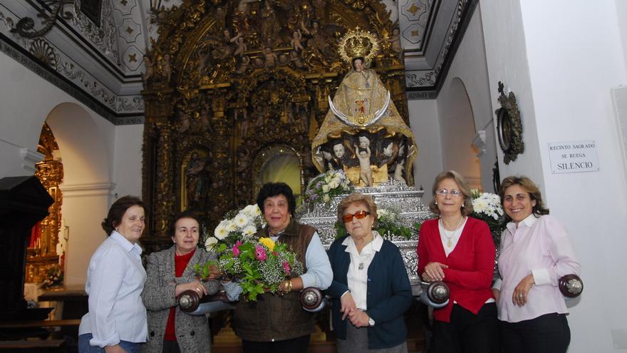 Fallece Pilar Murillo, camarera de la Virgen de la Montaña de Cáceres