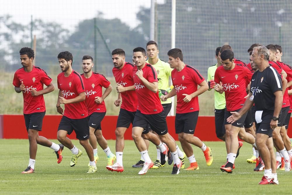 Presentación de Xavi Torres y entrenamiento del Sporting