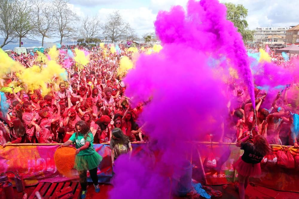 La Holi Life tiñe Vigo con toneladas de color