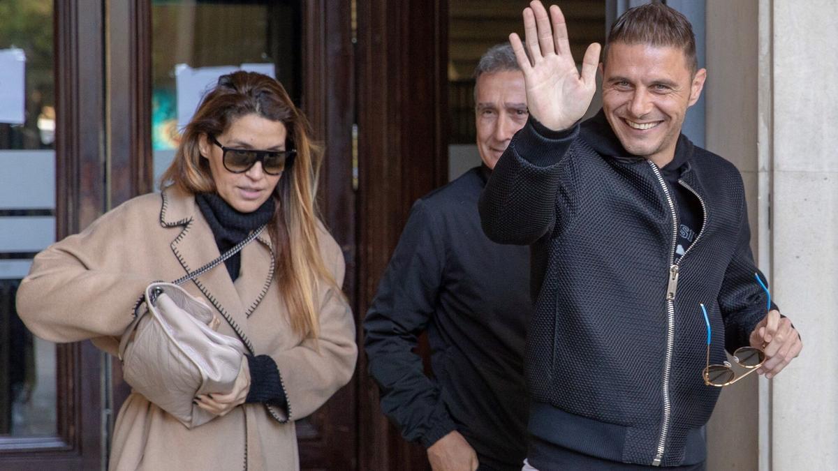 Joaquín Sánchez junto a su esposa Susana Saborido.