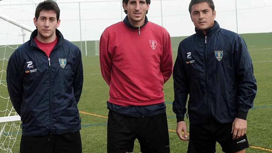 Txopi, David Karanka y Francisco, ayer, antes de comenzar el entrenamiento del Orihuela