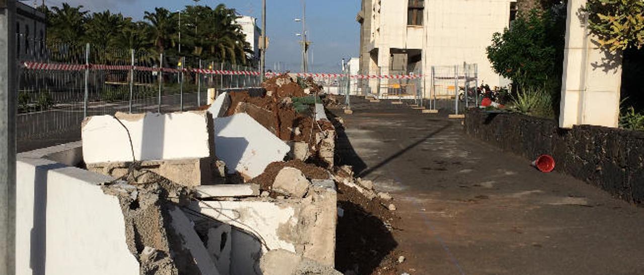 Un carril bici sin árboles