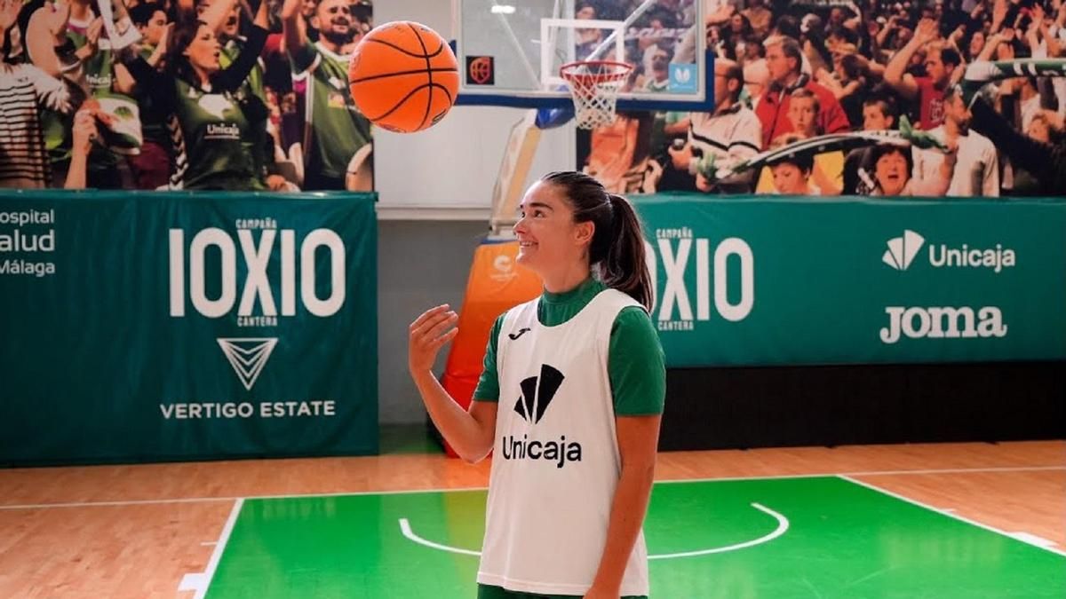 El Unicaja Mijas también renueva a Celia García.