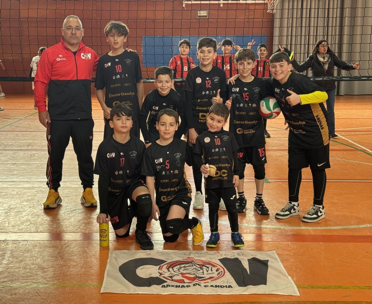 El equipo de chicos del CV Arenas Gandia