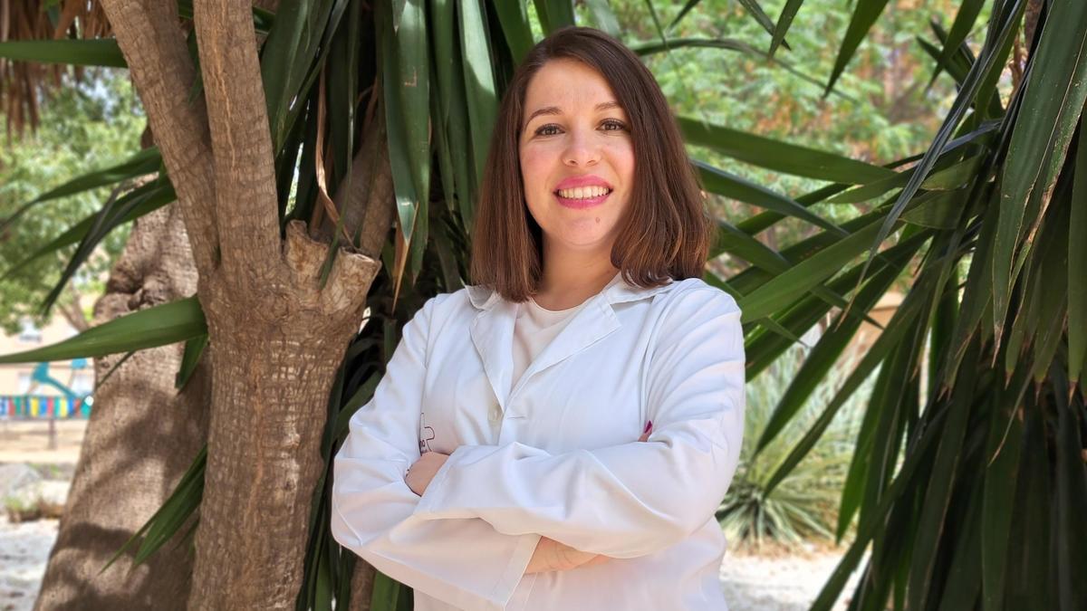 Esther Baeza, matrona del centro de salud de Los Alcázares.