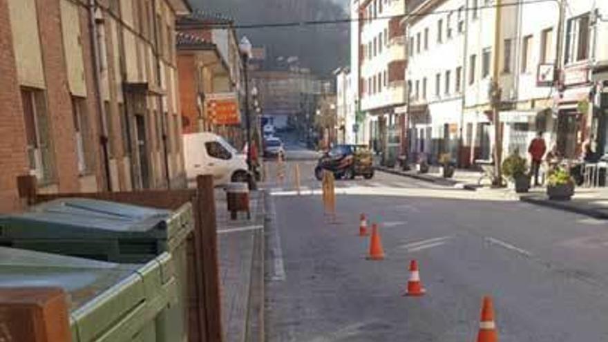 La avenida del Aramo, en L&#039;Ará, donde ya no se puede aparcar.