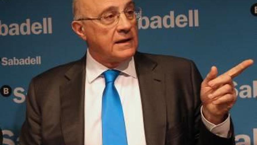El Sabadell alerta sobre los riesgos de la «guerra hipotecaria» que vive la banca
