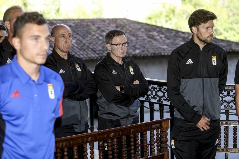 Ofrenda del Real Oviedo a la Santina