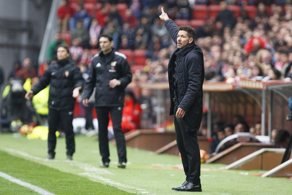 El partido entre el Sporting y el Atlético de Madrid, en imágenes