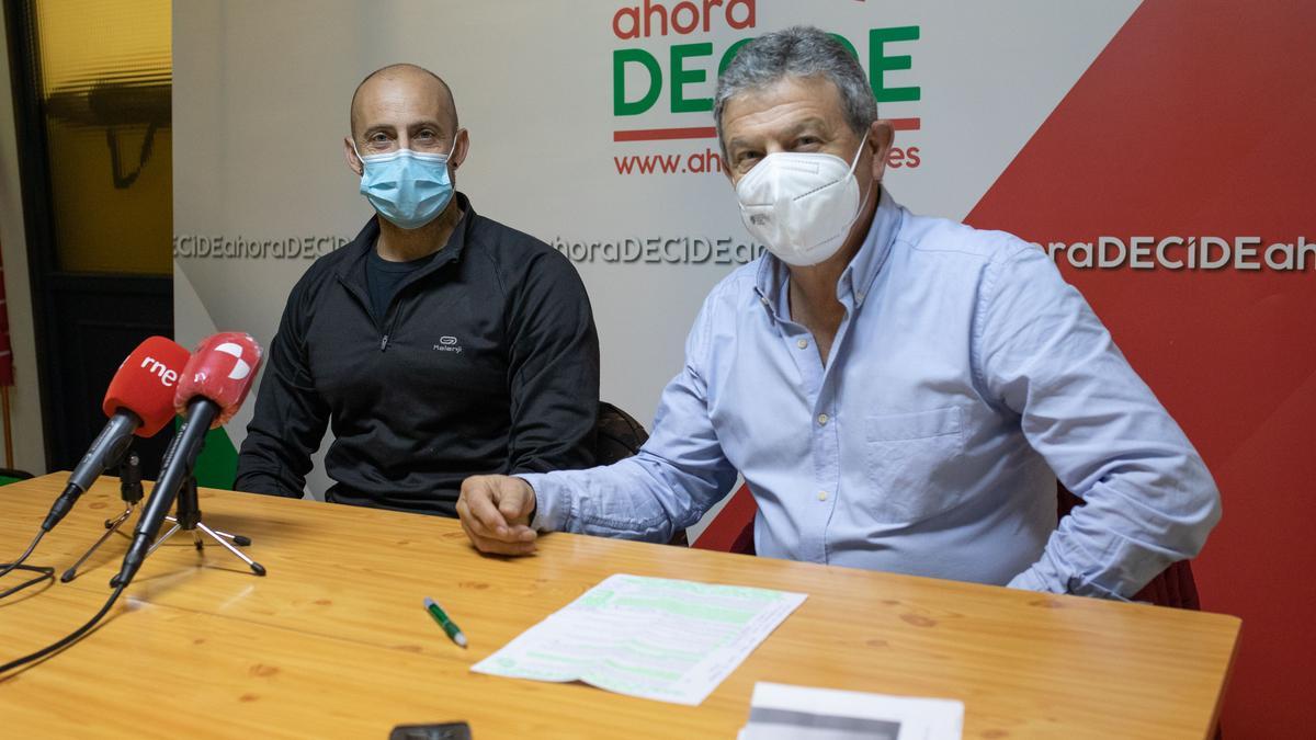 Fuentes y Borrego durante la comparecencia ante los periodistas.