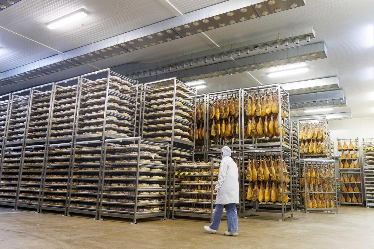 Muñoz Rojo es el único fabricante de jamón curado 50% Duroc reducido en sal alto en proteínas.